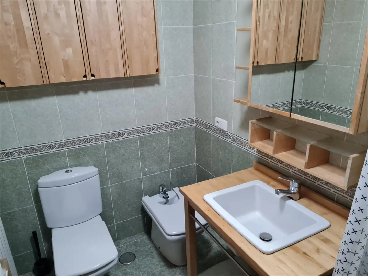 Wohnung zum Verkauf in Calle las Meninas, Capuchinos - Glorieta - Ciudad Jardín Badezimmer von Wohnung zum Verkauf in Salamanca Capital