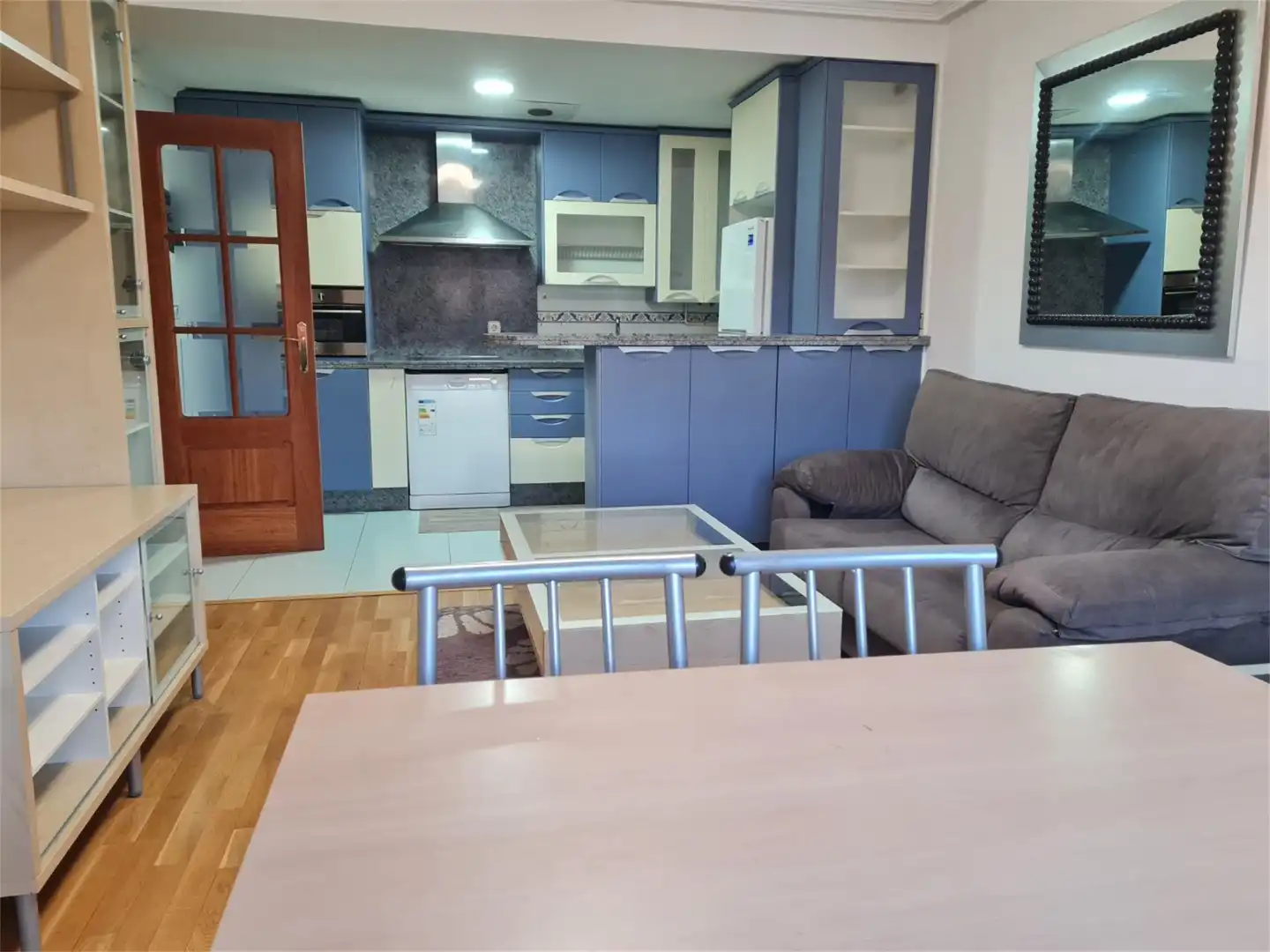 Wohnung zum Verkauf in Calle las Meninas, Capuchinos - Glorieta - Ciudad Jardín Küche von Wohnung zum Verkauf in Salamanca Capital