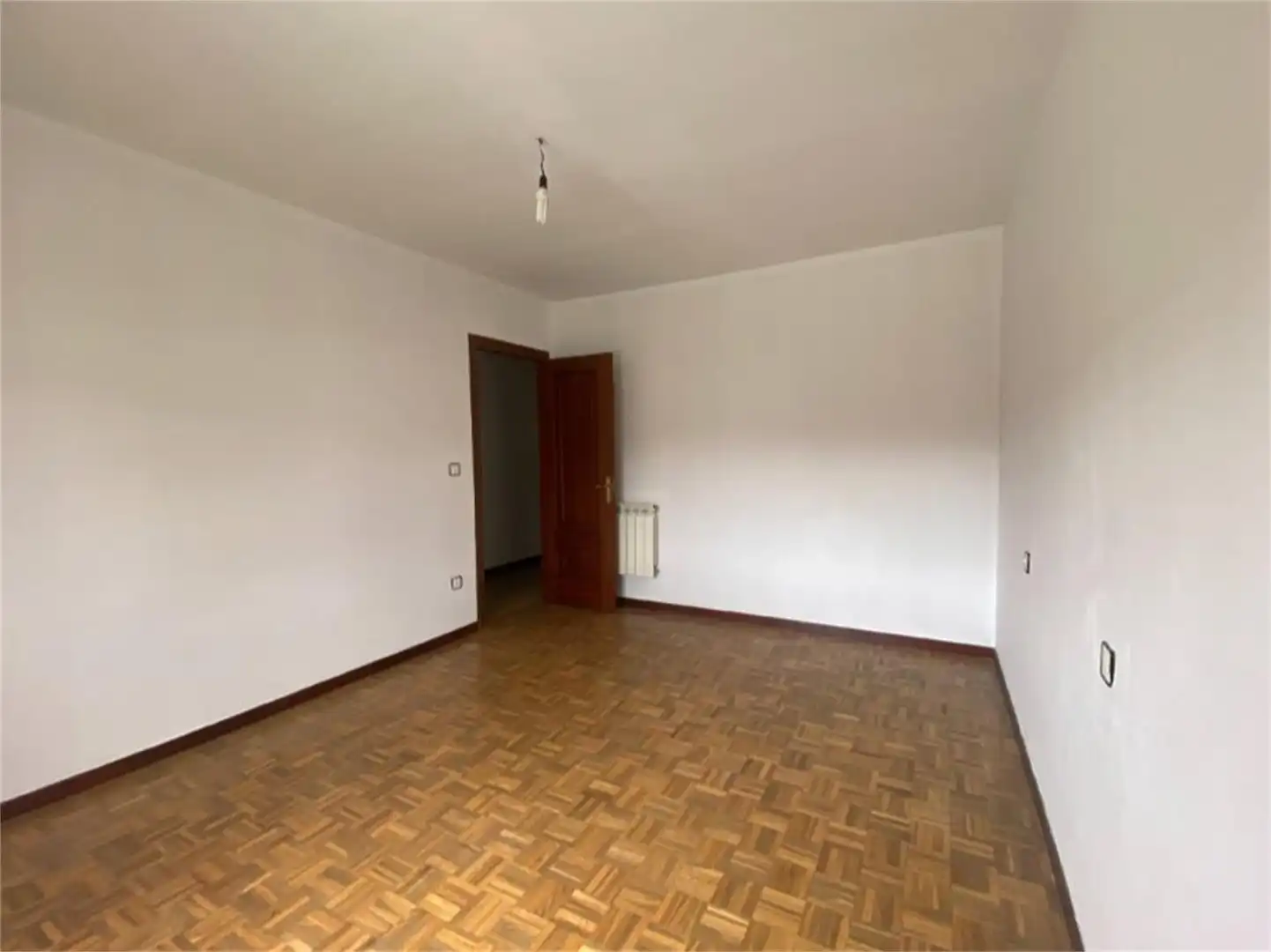 Schlafzimmer von Wohnung zum Verkauf in Toral de los Vados mit Heizung, Parkett und Terrasse