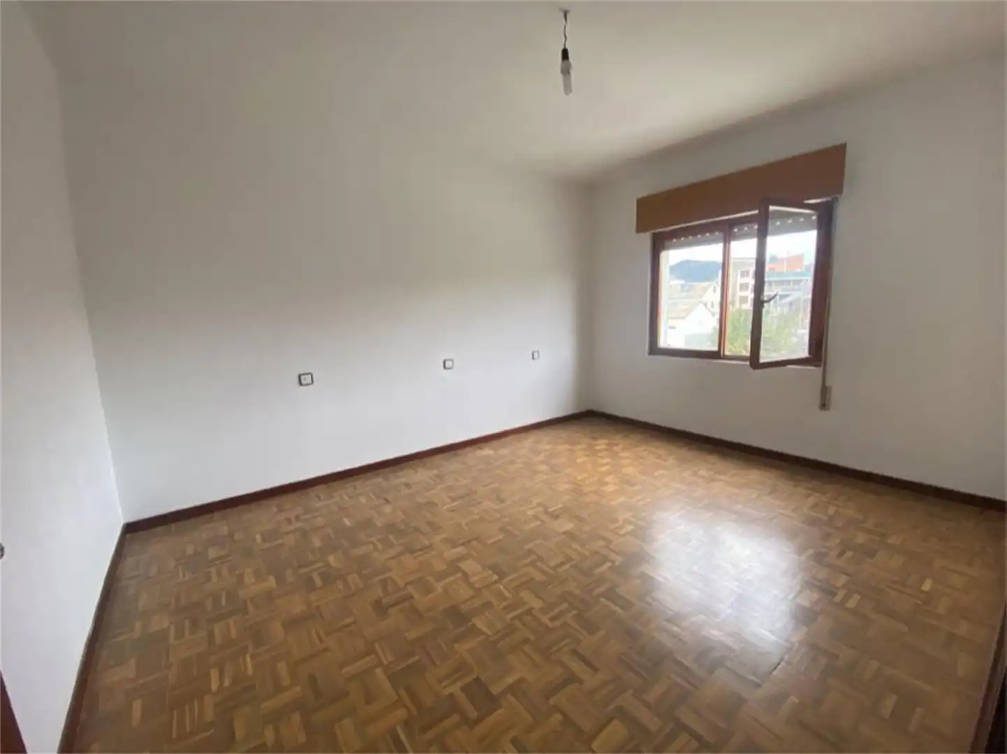 Schlafzimmer von Wohnung zum Verkauf in Toral de los Vados mit Heizung, Parkett und Terrasse
