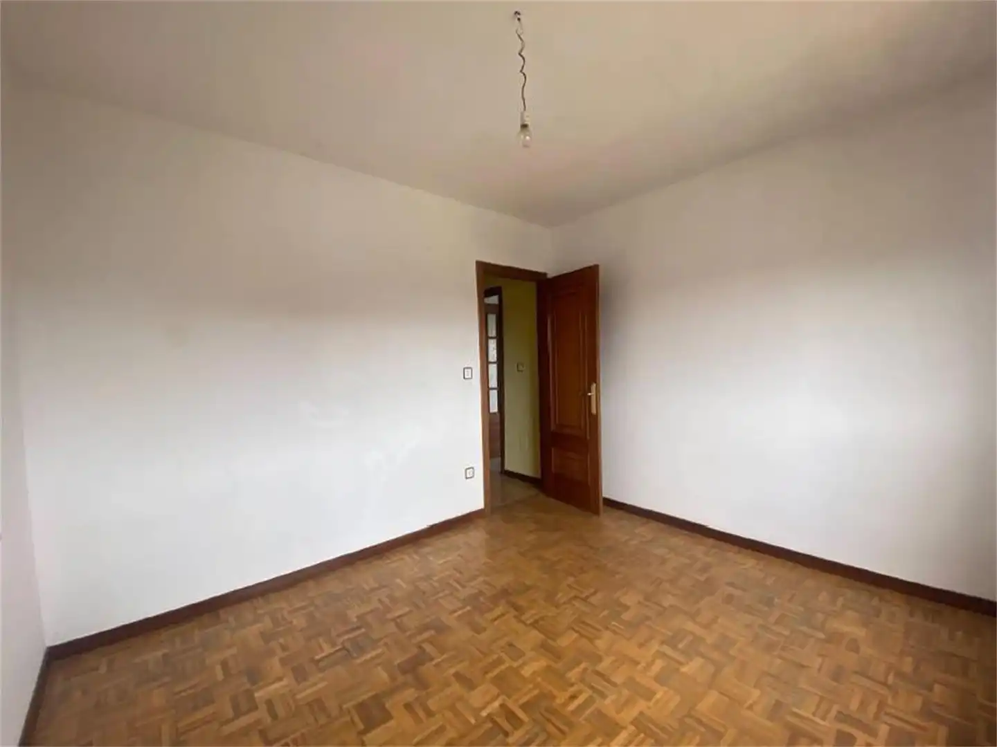 Schlafzimmer von Wohnung zum Verkauf in Toral de los Vados mit Heizung, Parkett und Terrasse