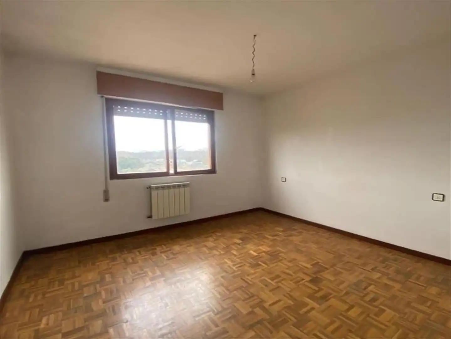 Schlafzimmer von Wohnung zum Verkauf in Toral de los Vados mit Heizung, Parkett und Terrasse