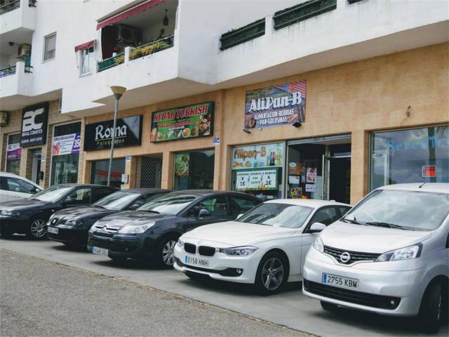 Local comercial en Alquiler en Calle Santa Ana, 36 en Cártama pueblo