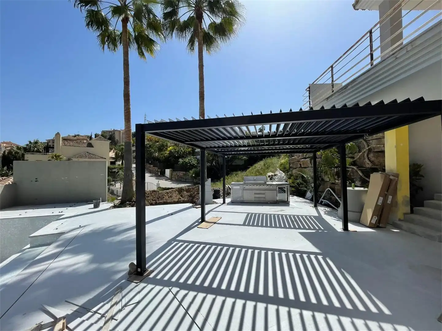 Terrassa de Casa o xalet en venda en Marbella amb Aire condicionat, Calefacció i Jardí privat