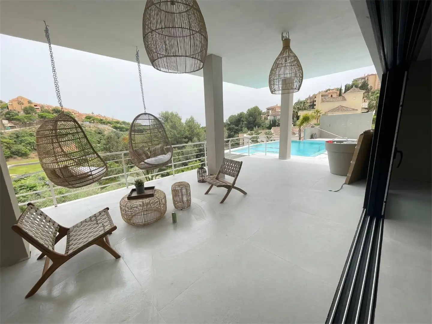 Terrassa de Casa o xalet en venda en Marbella amb Aire condicionat, Calefacció i Jardí privat