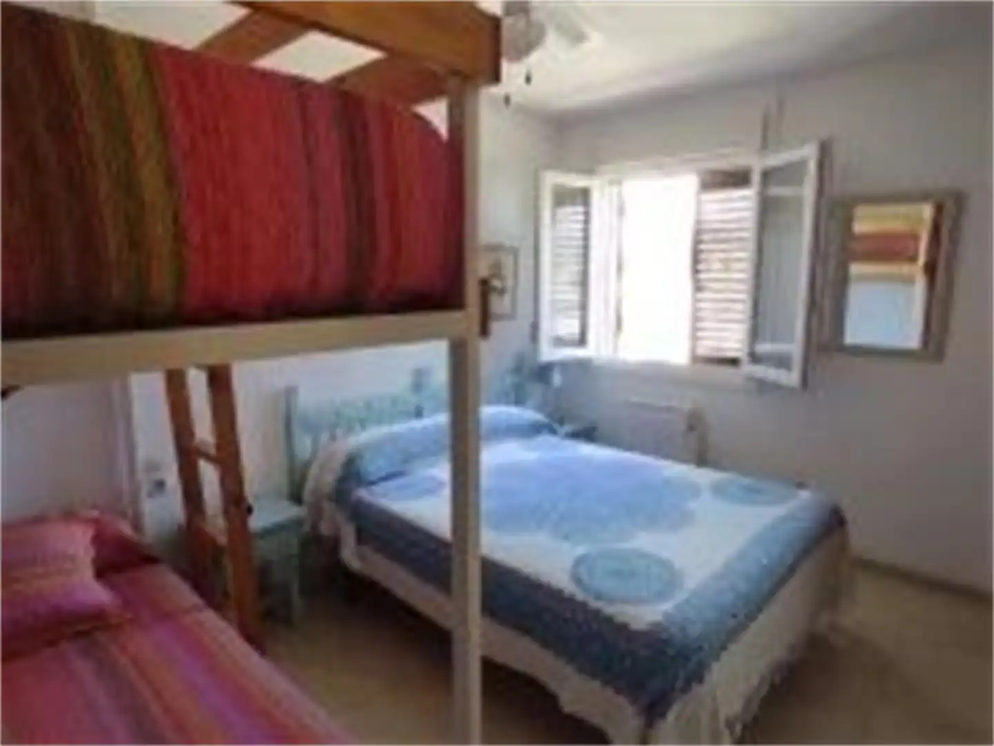 Wohnungen zur Miete in Calle Porrón, Les Bovetes - La Felicidad Schlafzimmer von Wohnungen zur Miete in Dénia mit Klimaanlage, Terrasse und Schwimmbad