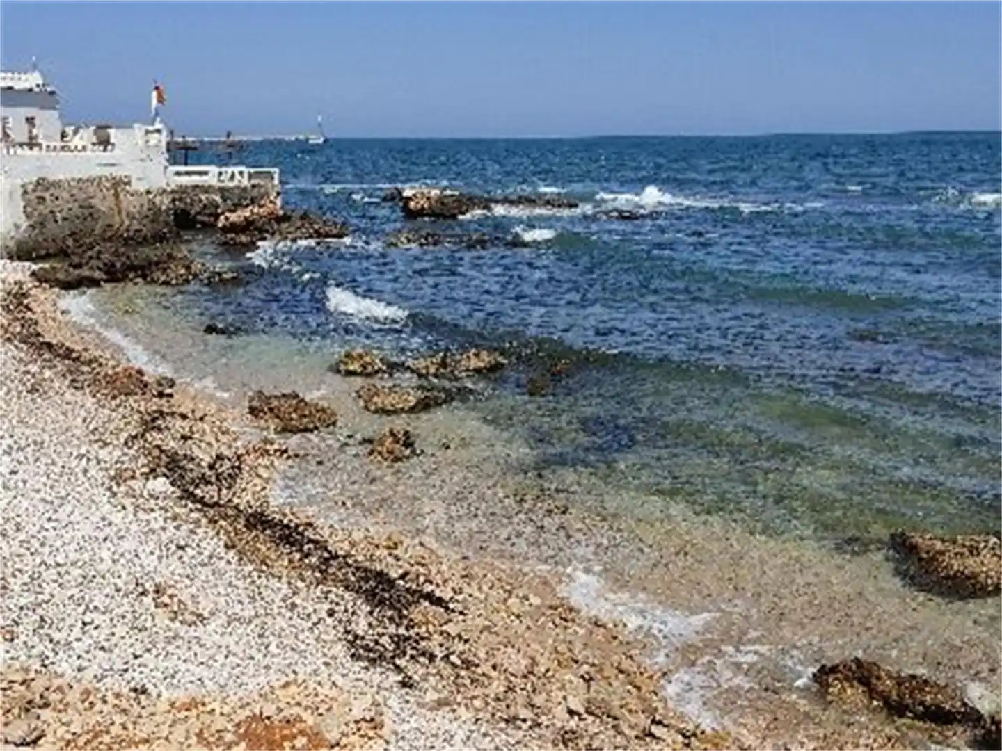 Wohnungen zur Miete in Calle Porrón, Les Bovetes - La Felicidad Außenansicht von Wohnungen zur Miete in Dénia mit Klimaanlage, Terrasse und Schwimmbad