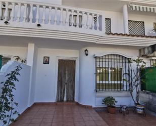 Casa adosada en venda en El Portil amb Terrassa, Piscina i Balcó