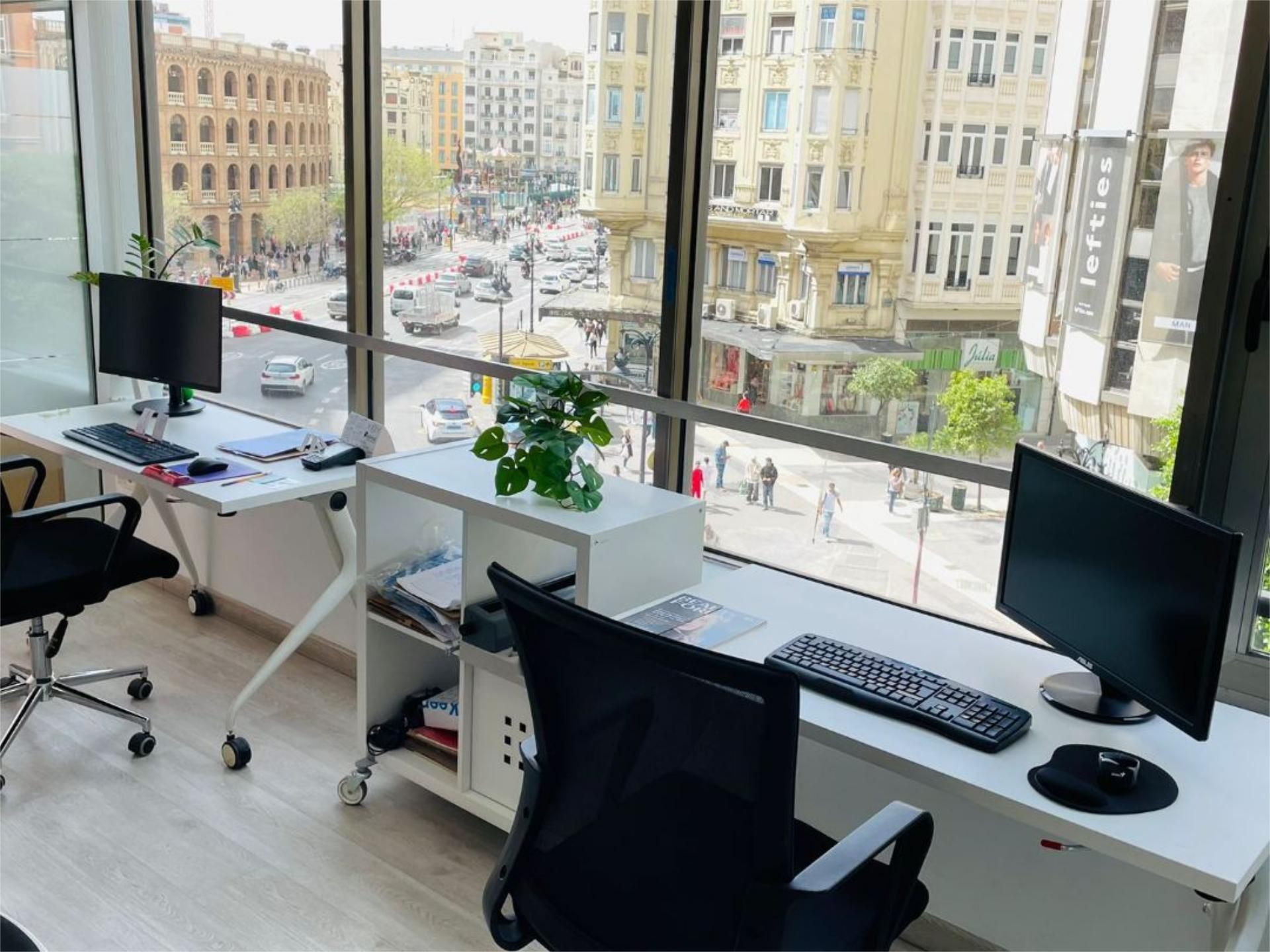 Office to rent in  Valencia Capital