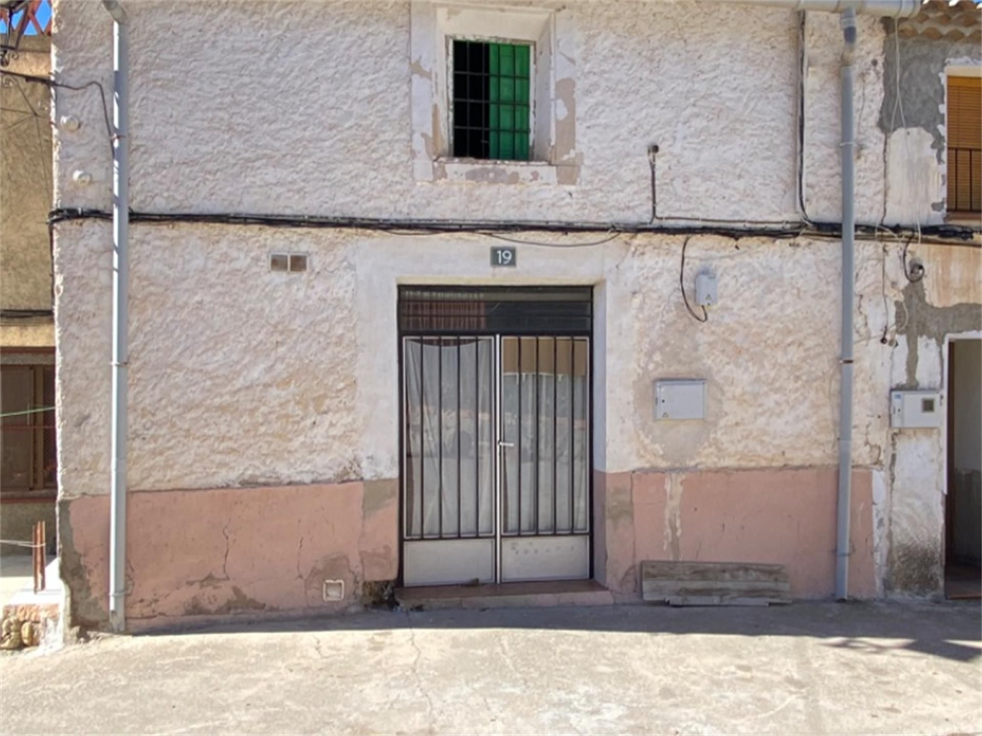 Vista exterior de Casa adosada en venta en Letur