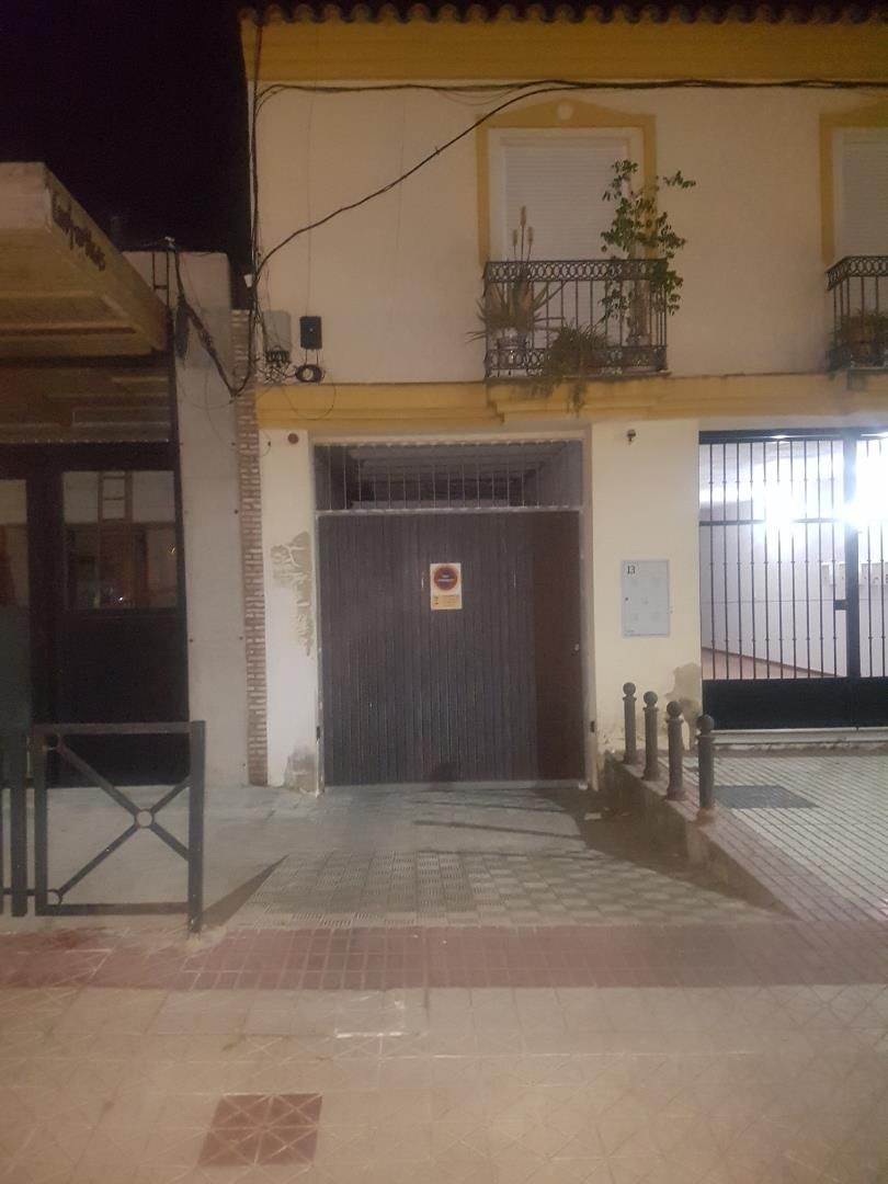 Garage to rent in Carretera de Aznalcázar, 13, Bollullos de la Mitación