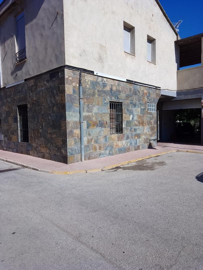 Exterior view of Planta baja for sale in Sant Joan de l'Ènova  with Heating, Private garden and Storage room