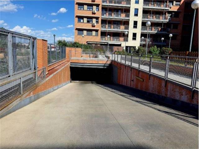 Garaje en Alquiler en Calle Alfonso VIII, 7 en Espartales