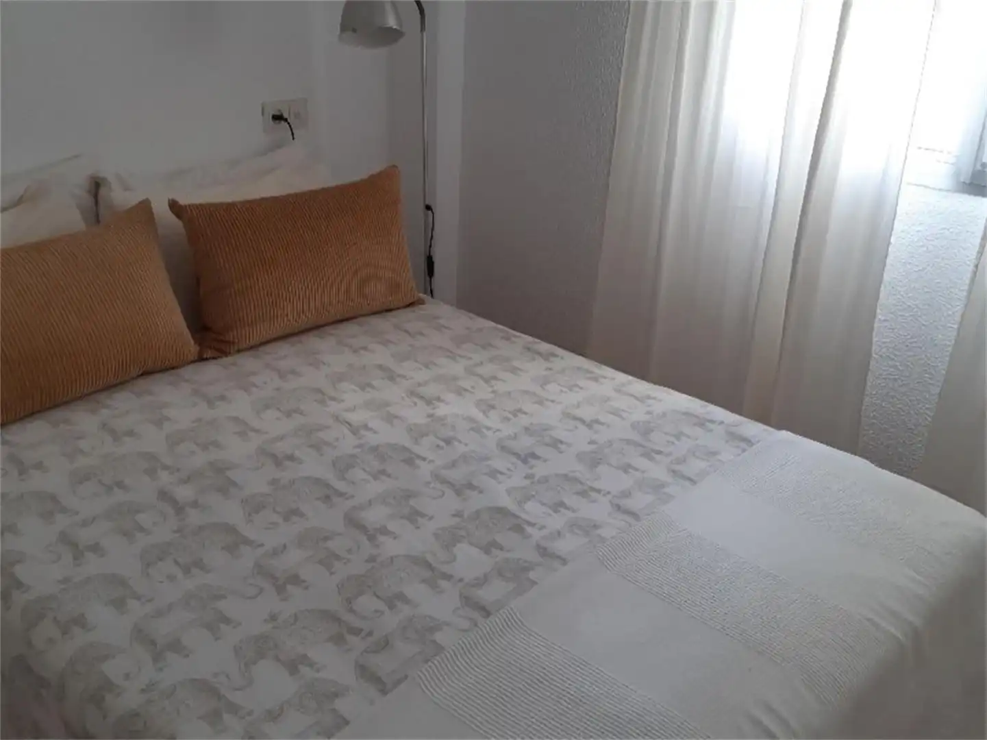 Apartament de lloguer a Carrer Calle Acacias, ., Asdrúbal - Bahía Blanca Dormitori de Apartament de lloguer en Cádiz Capital