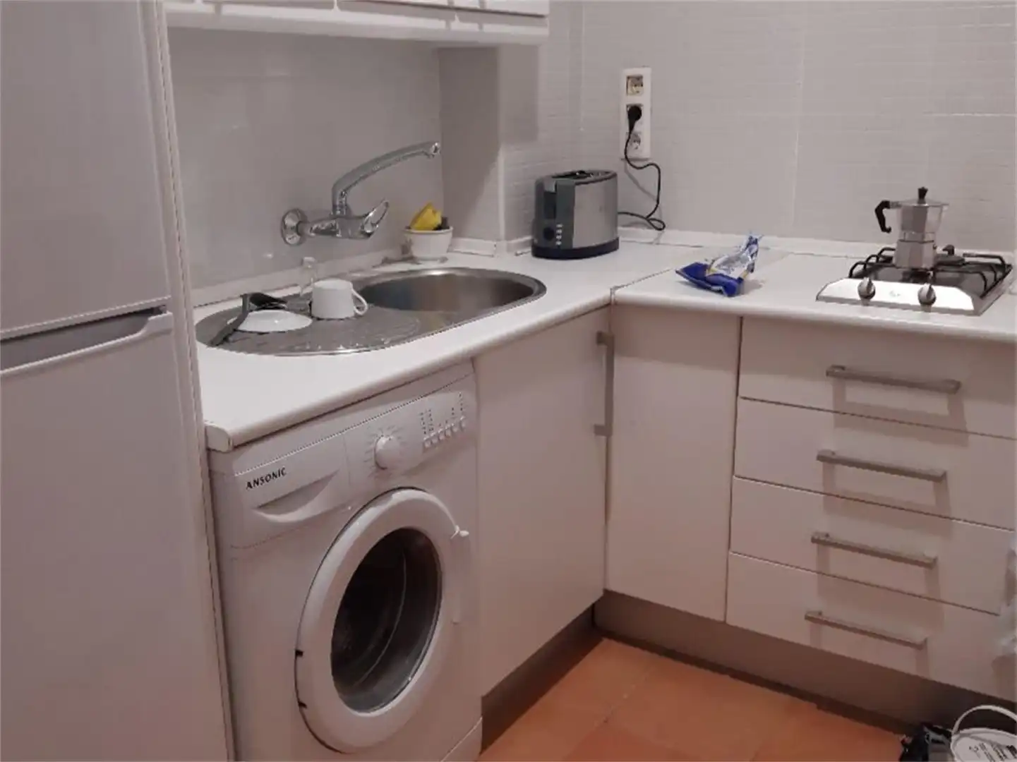 Apartament de lloguer a Carrer Calle Acacias, ., Asdrúbal - Bahía Blanca Cuina de Apartament de lloguer en Cádiz Capital