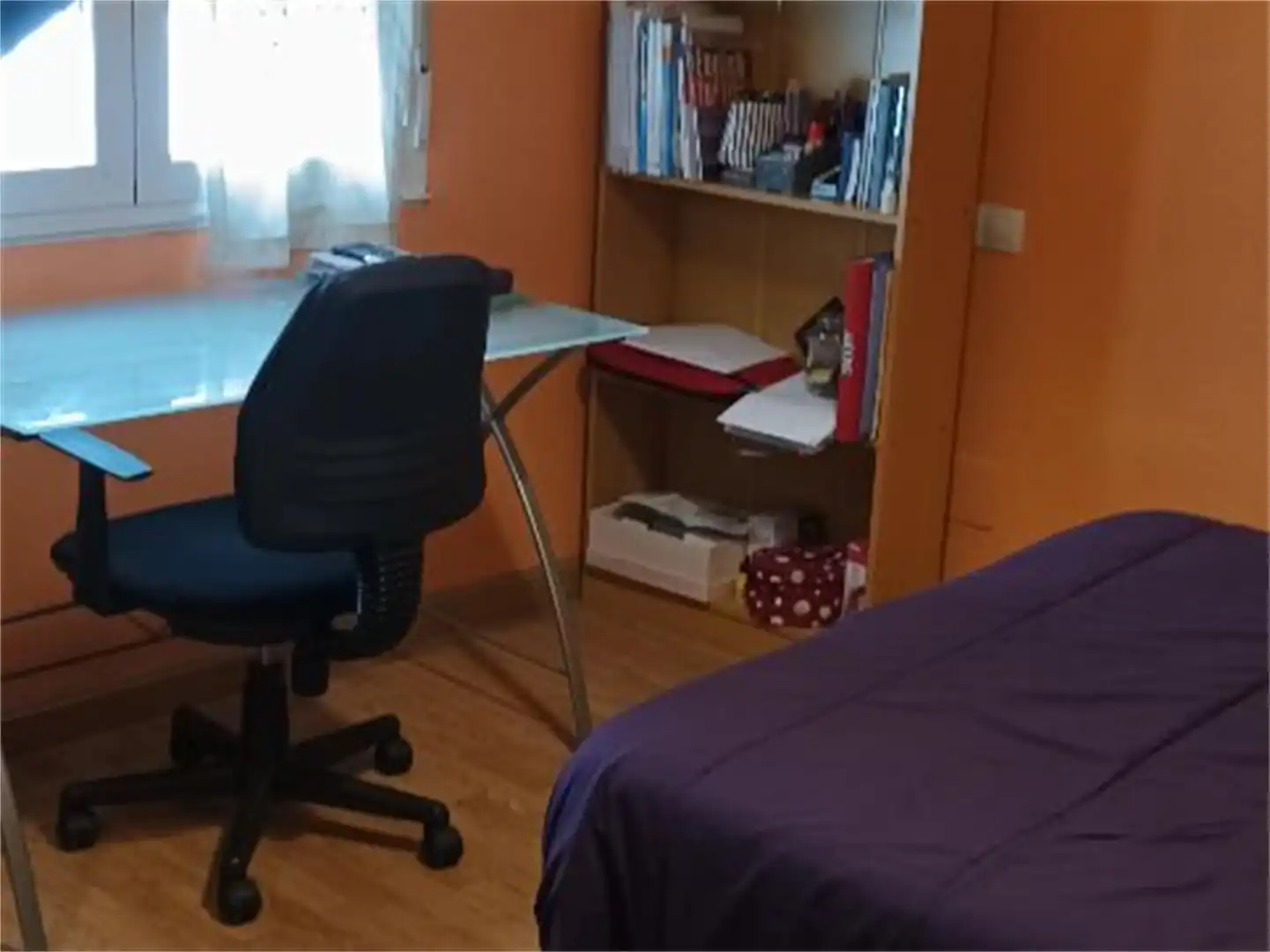 Bedroom of Flat for share in León Capital   with Storage room and Furnished