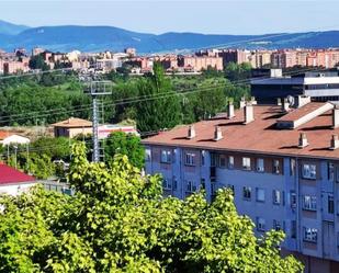 Vista exterior de Pis en venda en Orkoien amb Balcó