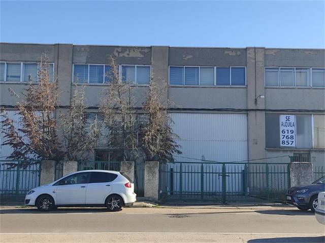 Local comercial en Alquiler en Avenida El Norte de Castilla, 25 en Polígono Argales