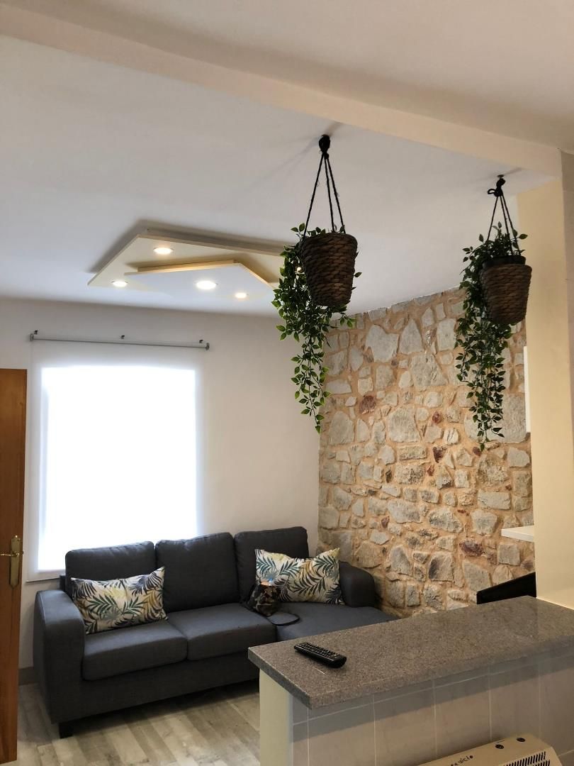 Sala d'estar de Planta baixa en venda en Zamora Capital  amb Calefacció, Parquet i Traster