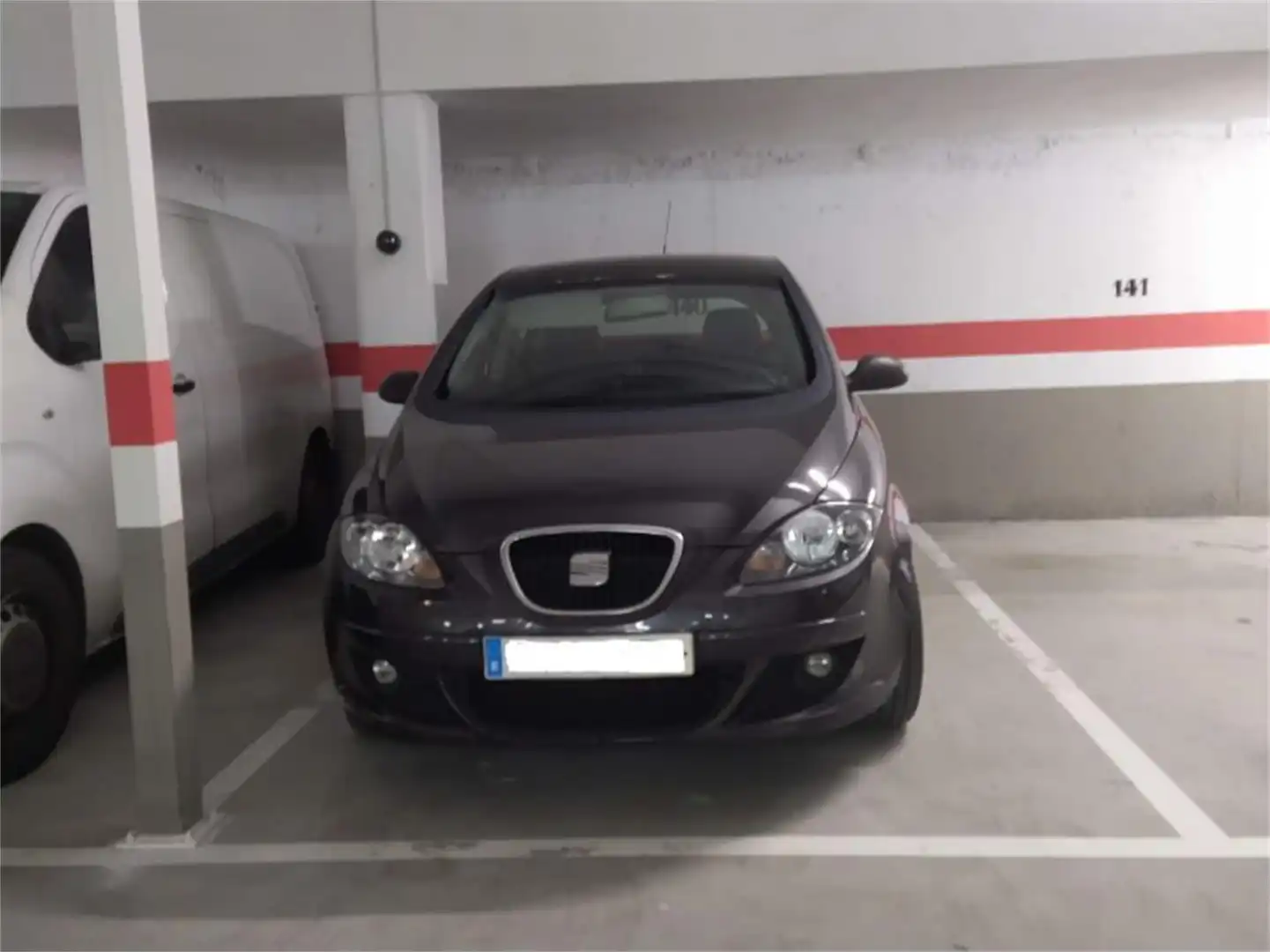 Garaje de alquiler en Rúa Chile, 4, Oleiros pueblo Parking de Garaje de alquiler en Oleiros