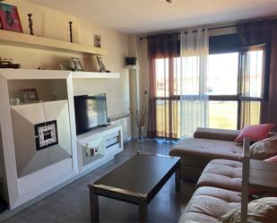 Living room of Flat for sale in Talavera de la Reina  with Air Conditioner, Heating and Terrace