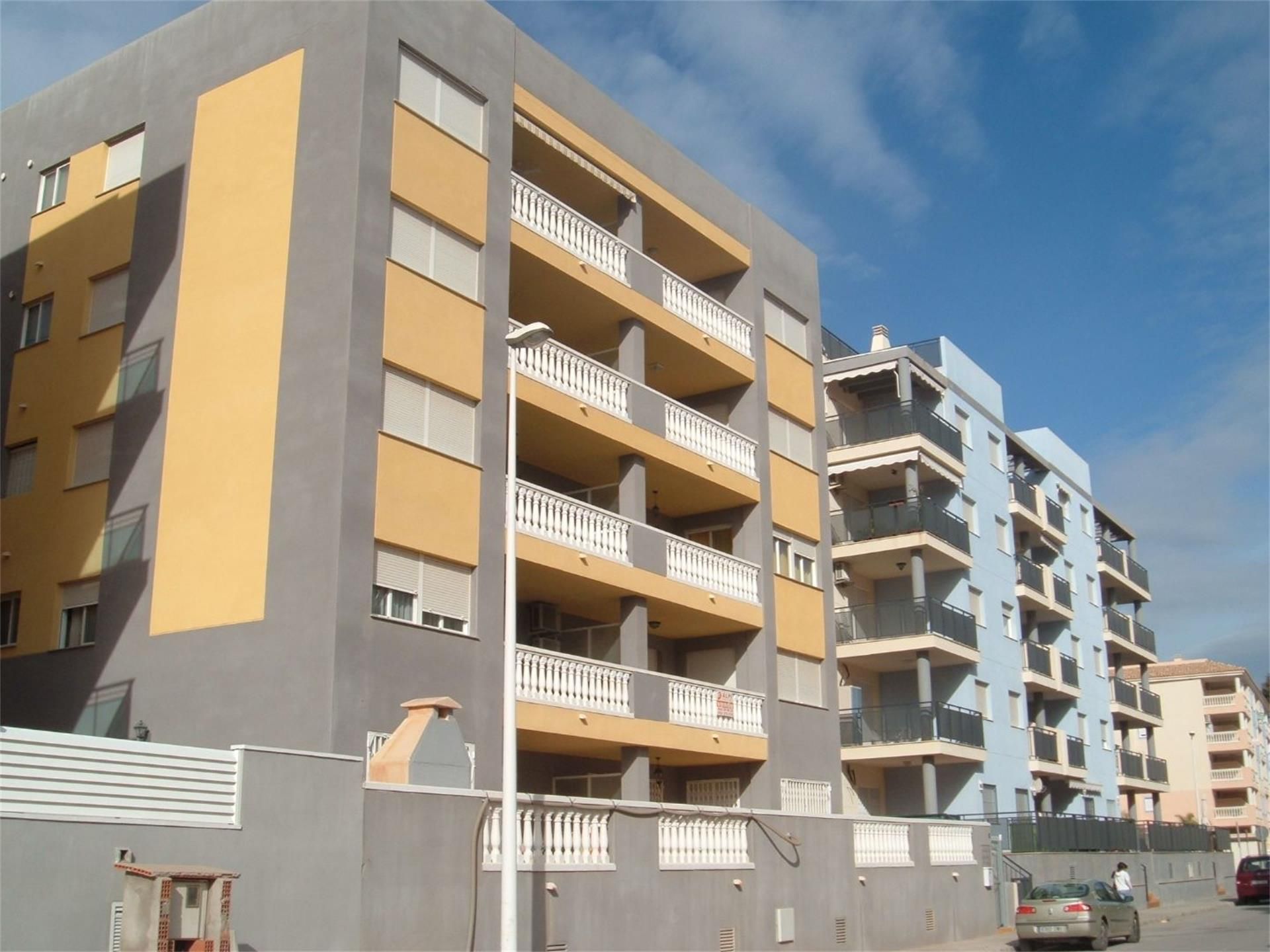 Vista exterior de Apartament en venda en Moncofa amb Terrassa, Piscina i Balcó