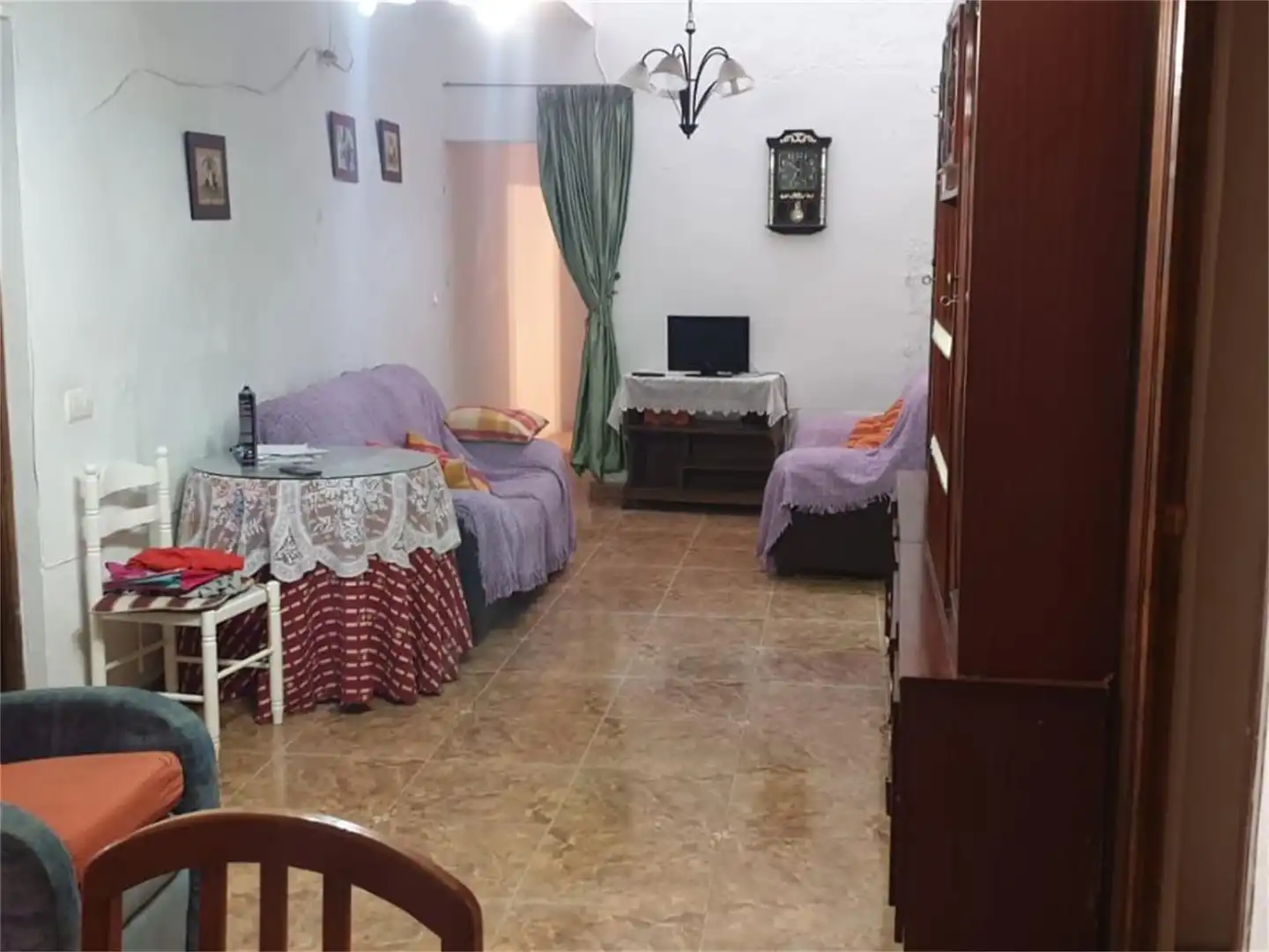 Casa adosada en venta en Calle Muriana, Alboloduy Sala de estar de Casa adosada en venta en Alboloduy con Amueblado