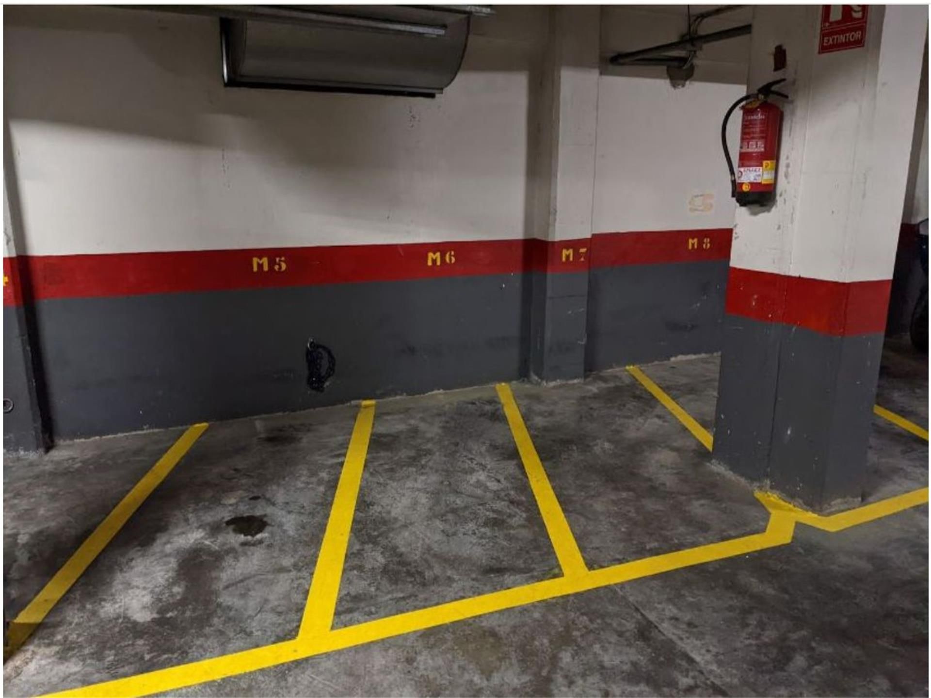 Garage to rent in Carrer de Cartellà, Vilapicina i la Torre Llobeta