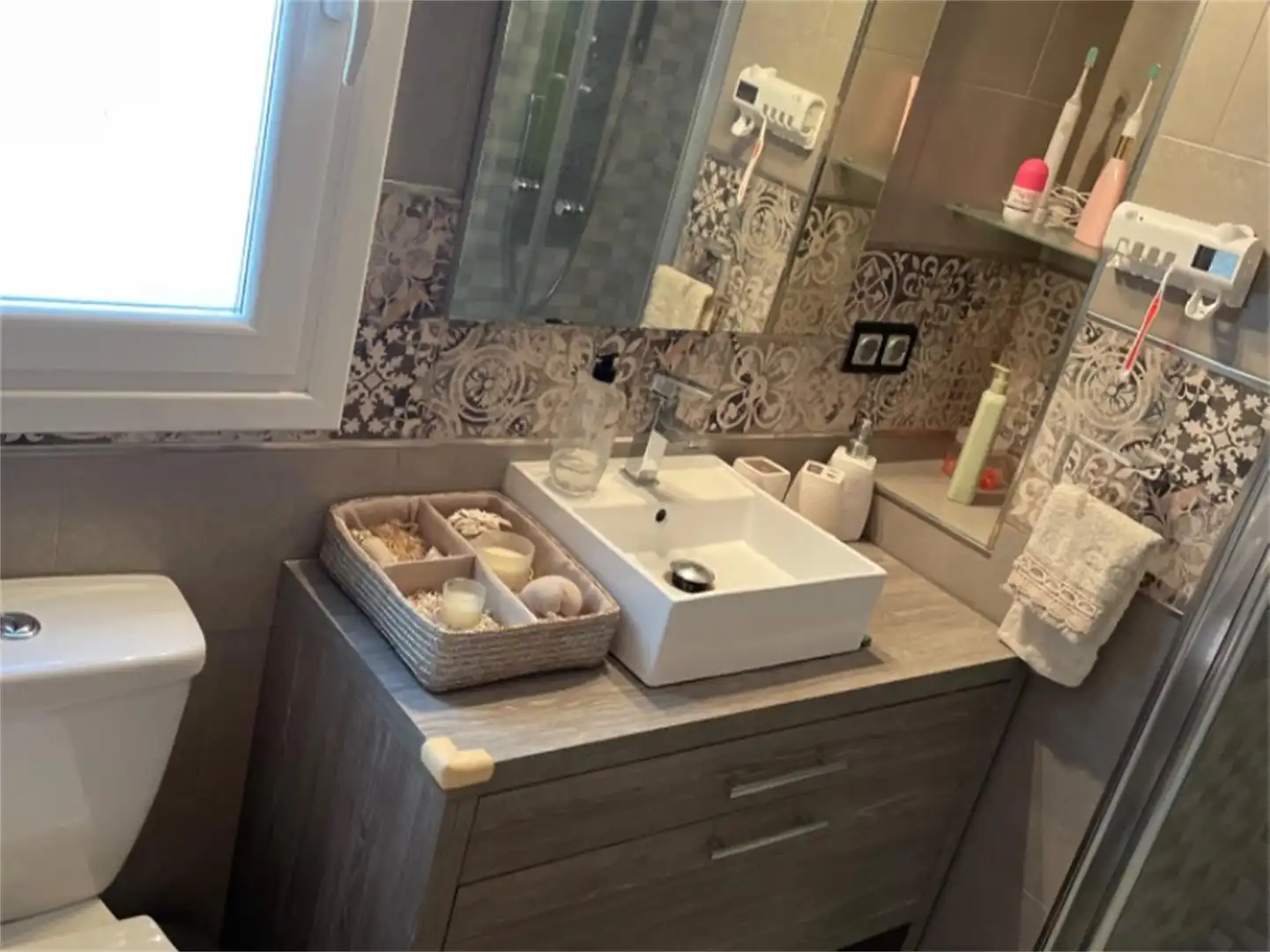 Piso en venta en CO-5208, Moriles Baño de Piso en venta en Moriles con Aire acondicionado, Calefacción y Parquet