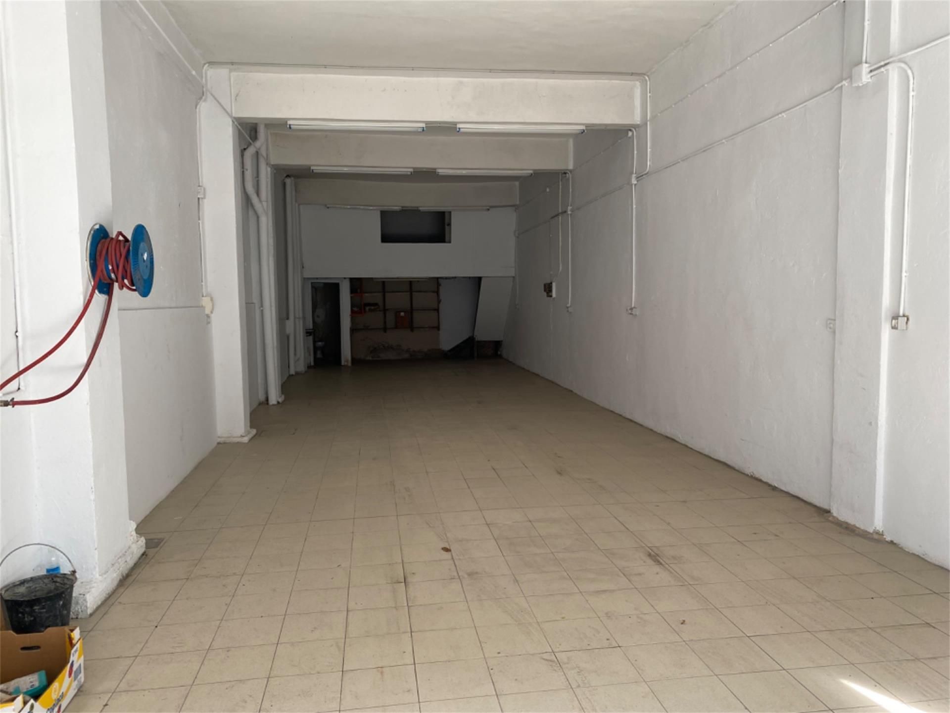 Garatge de lloguer a Avenida Guipúzcoa, Centro - Mendibil - Santiago