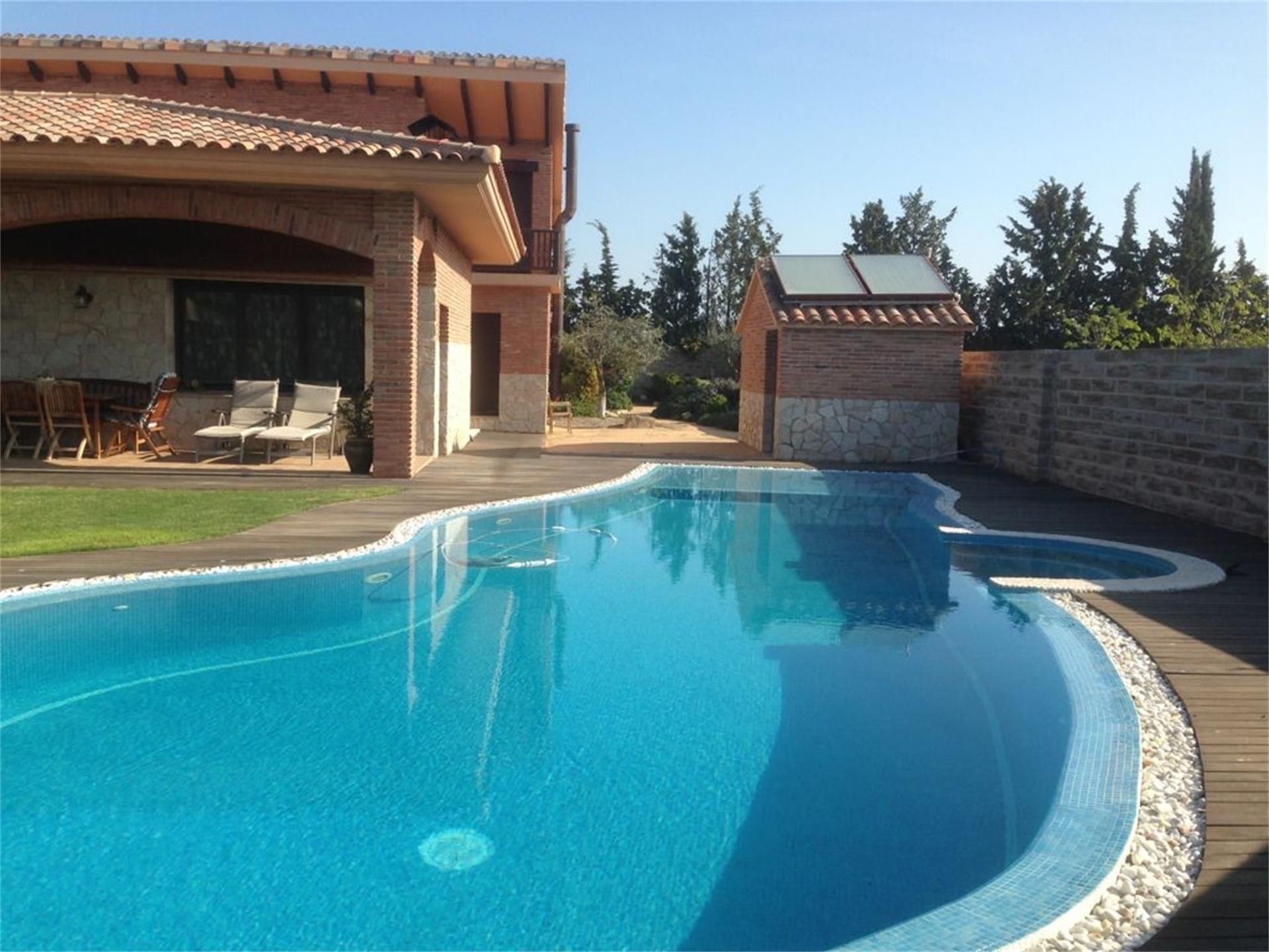 Swimming pool of House or chalet for sale in Alpicat  with Heating, Private garden and Parquet flooring