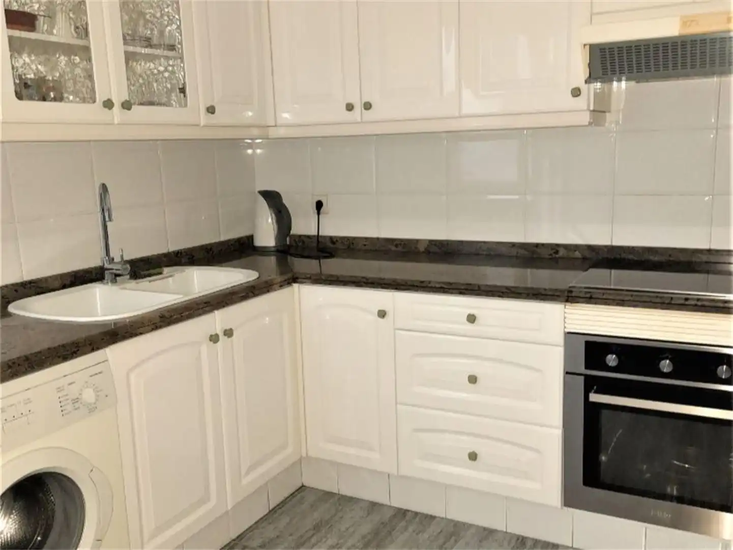 Flat for sale in La Inmaculada, Bornos Kitchen of Flat for sale in Bornos with Air Conditioner and Terrace