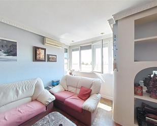 Living room of Flat for sale in  Madrid Capital  with Air Conditioner and Balcony