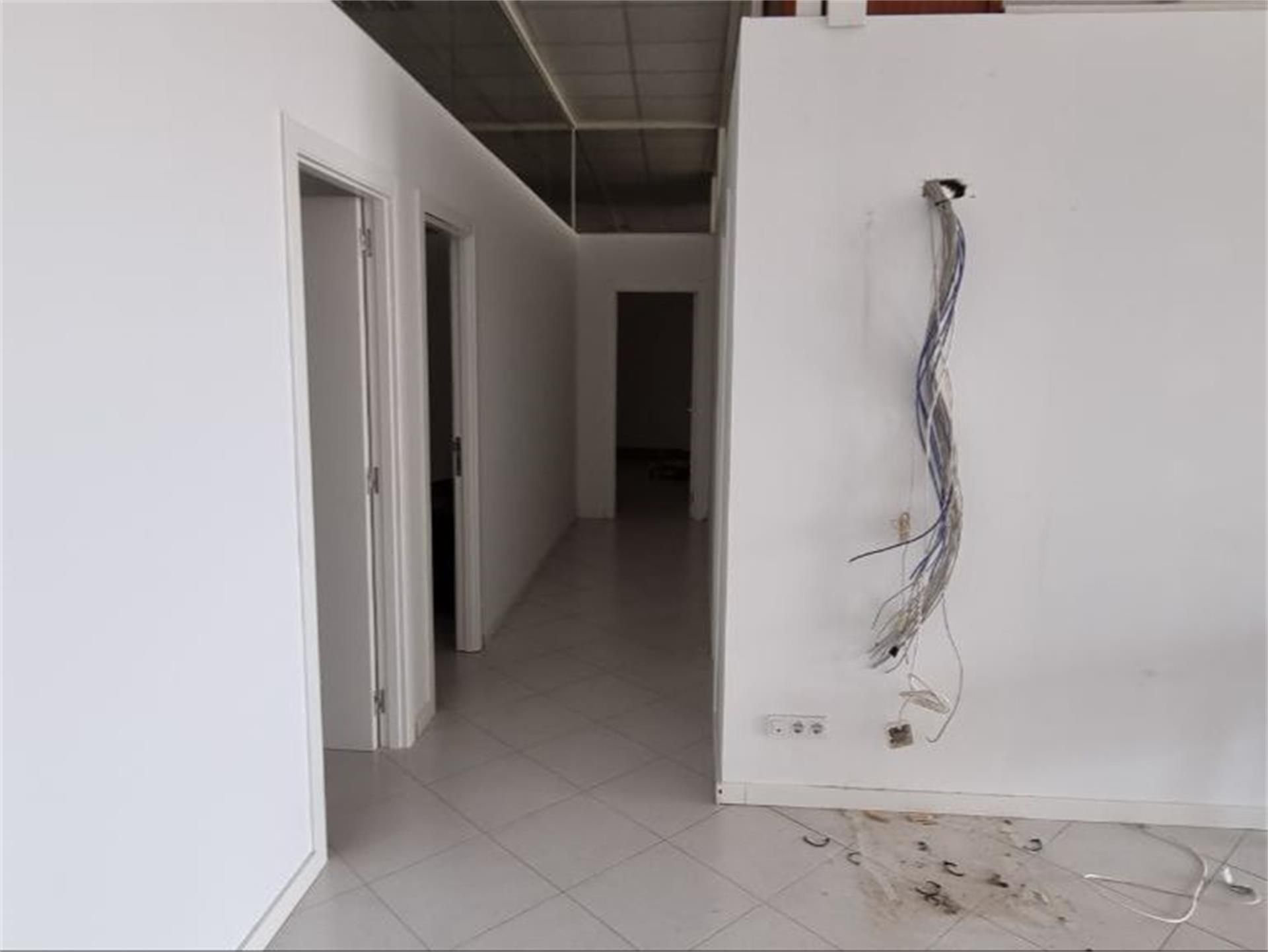 Nau industrial de lloguer en Arzúa amb Moblat