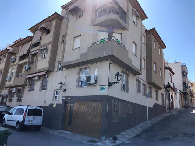 Piso en Venta en Calle San Joaquín en Torre del Campo