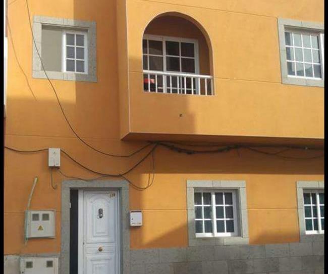 Flat for sale in Calle Pérez Galdós, 100, Gran Tarajal, Las Palmas - image 1 Photo 1 of Flat for sale in Calle Pérez Galdós, 100, Gran Tarajal, Las Palmas