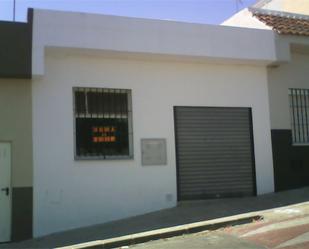 Vista exterior de Local de lloguer en Castilleja de Guzmán amb Aire condicionat