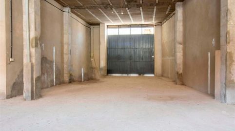 Garaje en venta en Calle Nueva, Torreperogil, Jaén - imagen 2 Foto 2 de Garaje en venta en Calle Nueva, Torreperogil, Jaén