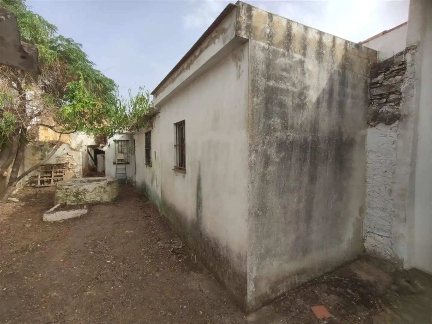 Planta baja en venta en Calle Alonso Morgado, Villanueva de los Castillejos Planta baja en venta en Villanueva de los Castillejos con Amueblado
