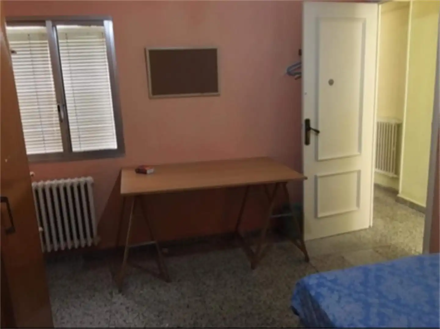 Room in Avenida de Campoamor, Prosperidad - Delicias Bedroom of Flat for share in Salamanca with Heating, Terrace and Furnished