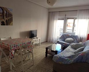 Living room of Flat to share in Salamanca Capital  with Heating, Terrace and Furnished