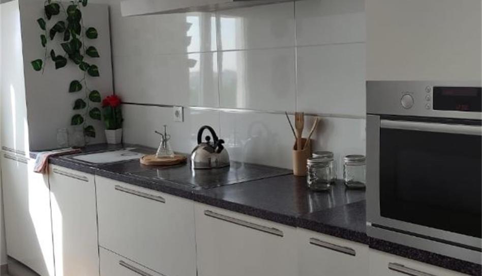 Flat for sale in Paseo del Oeste, Montalbán de Córdoba, Córdoba - image 1 Photo 1 of Flat for sale in Paseo del Oeste, Montalbán de Córdoba, Córdoba