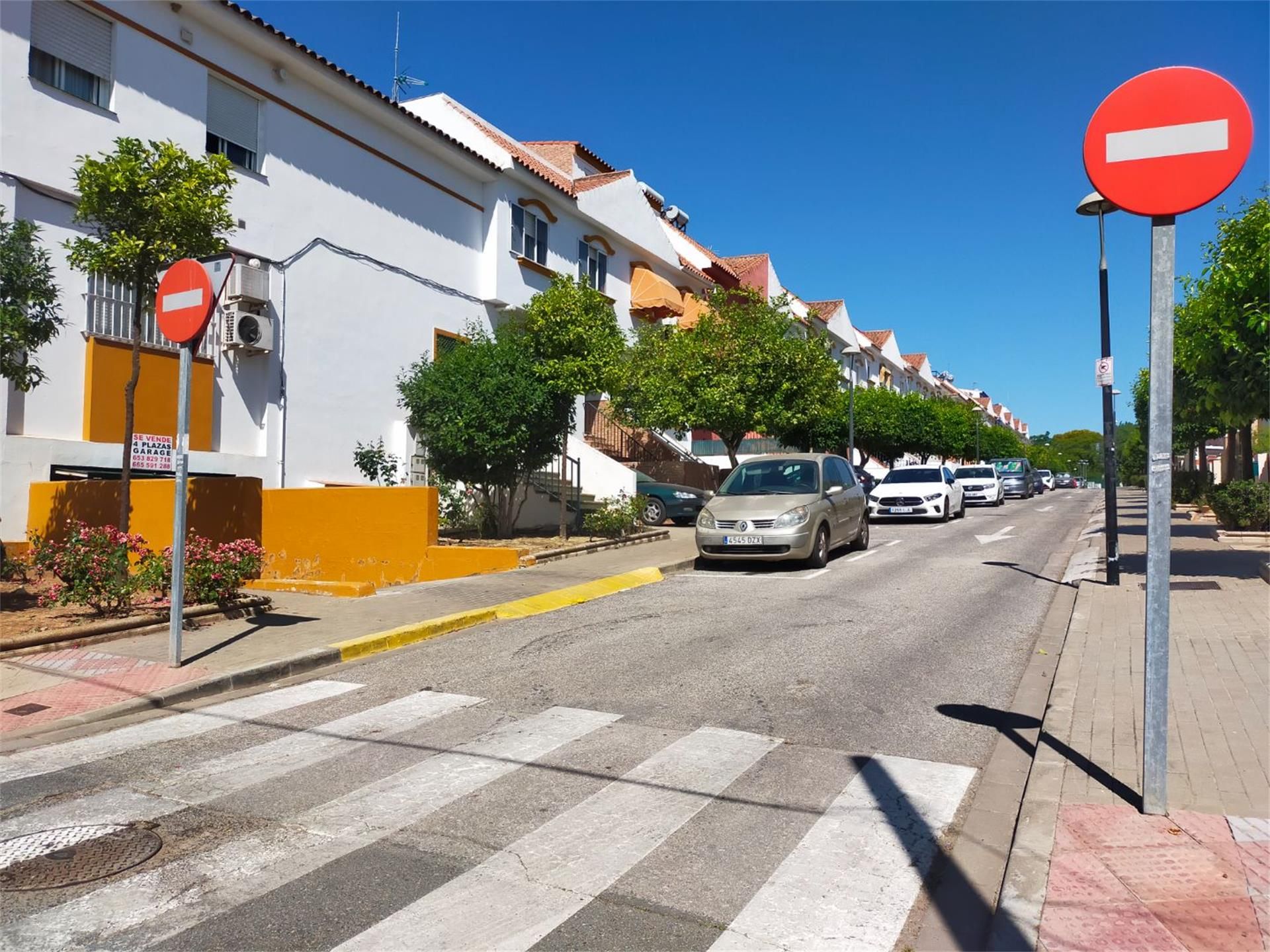 Vista exterior de Garatge en venda en Tomares
