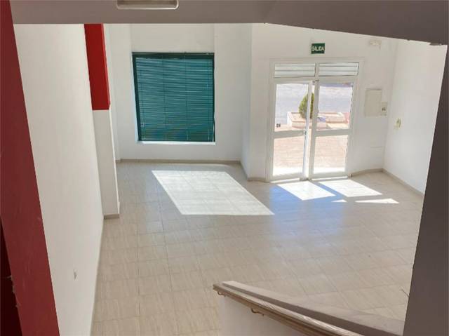 Local comercial en Alquiler en Calle Castelao, 2 en Churriana - El Pizarrillo - La Noria-Guadalsol