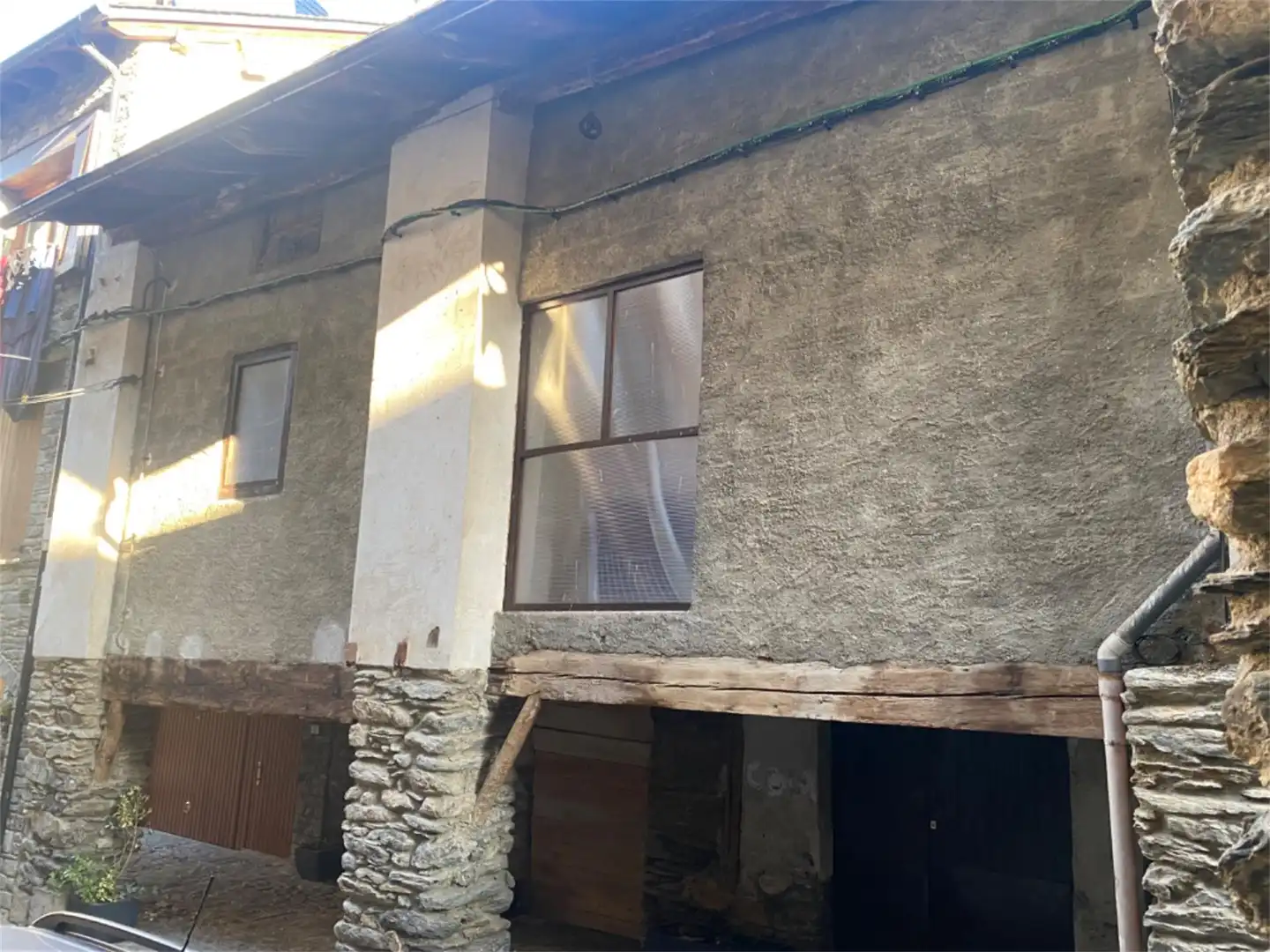 Vista exterior de Casa adosada en venta en Rialp