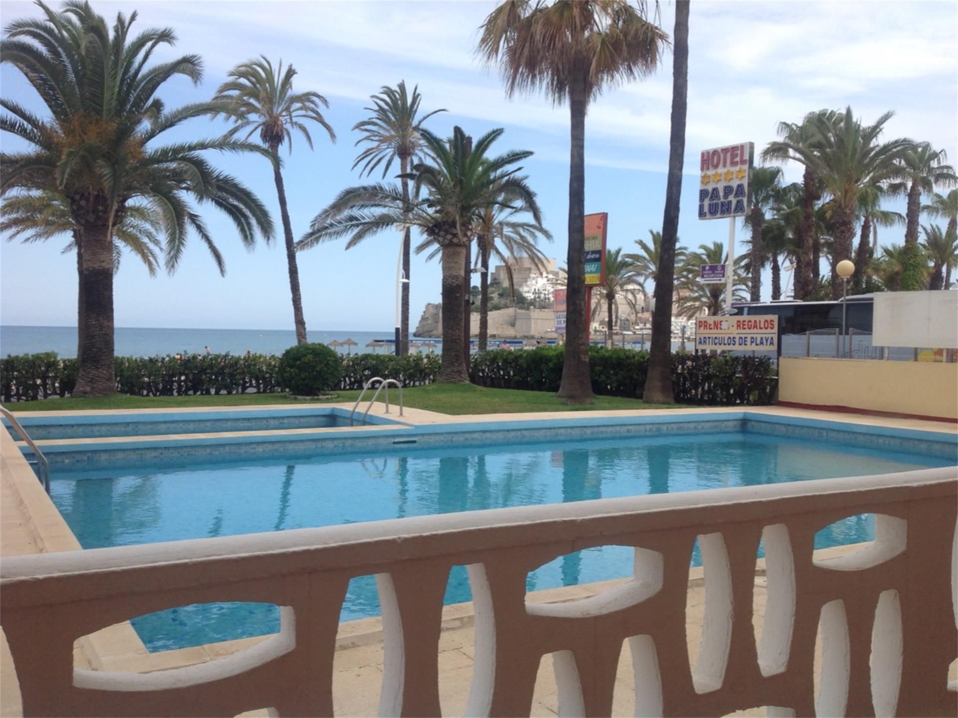 Piscina de Apartament de lloguer en Peñíscola / Peníscola amb Jardí privat, Terrassa i Piscina