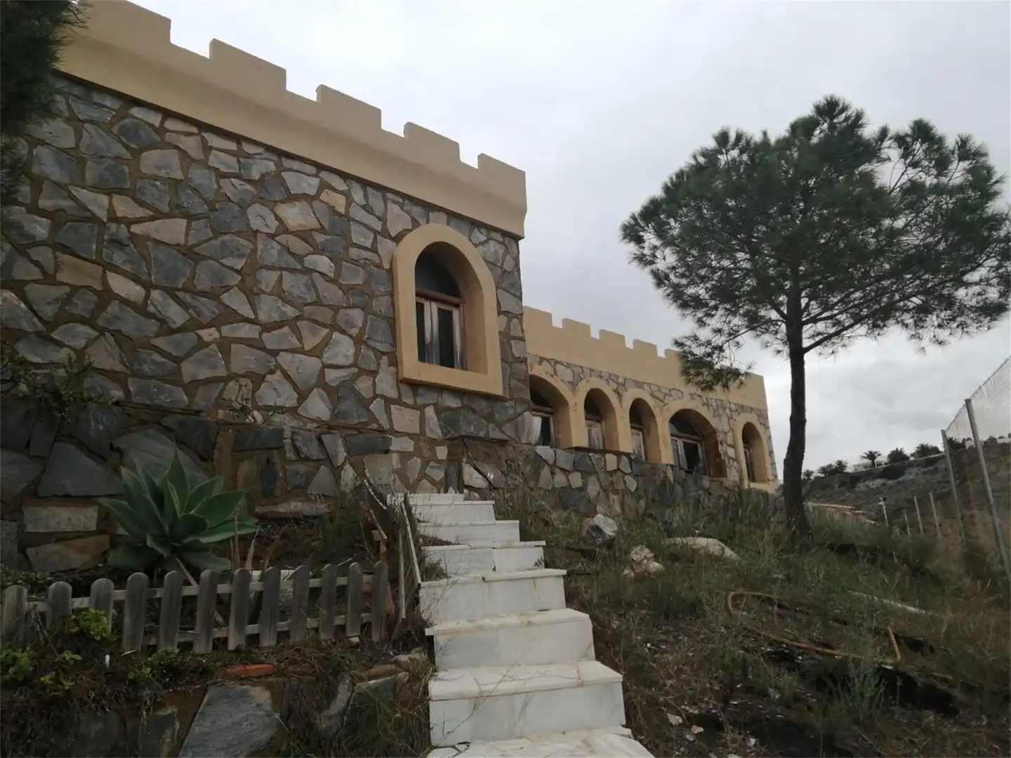 Vista exterior de Finca rústica en venda en Cuevas del Almanzora amb Jardí privat, Terrassa i Moblat
