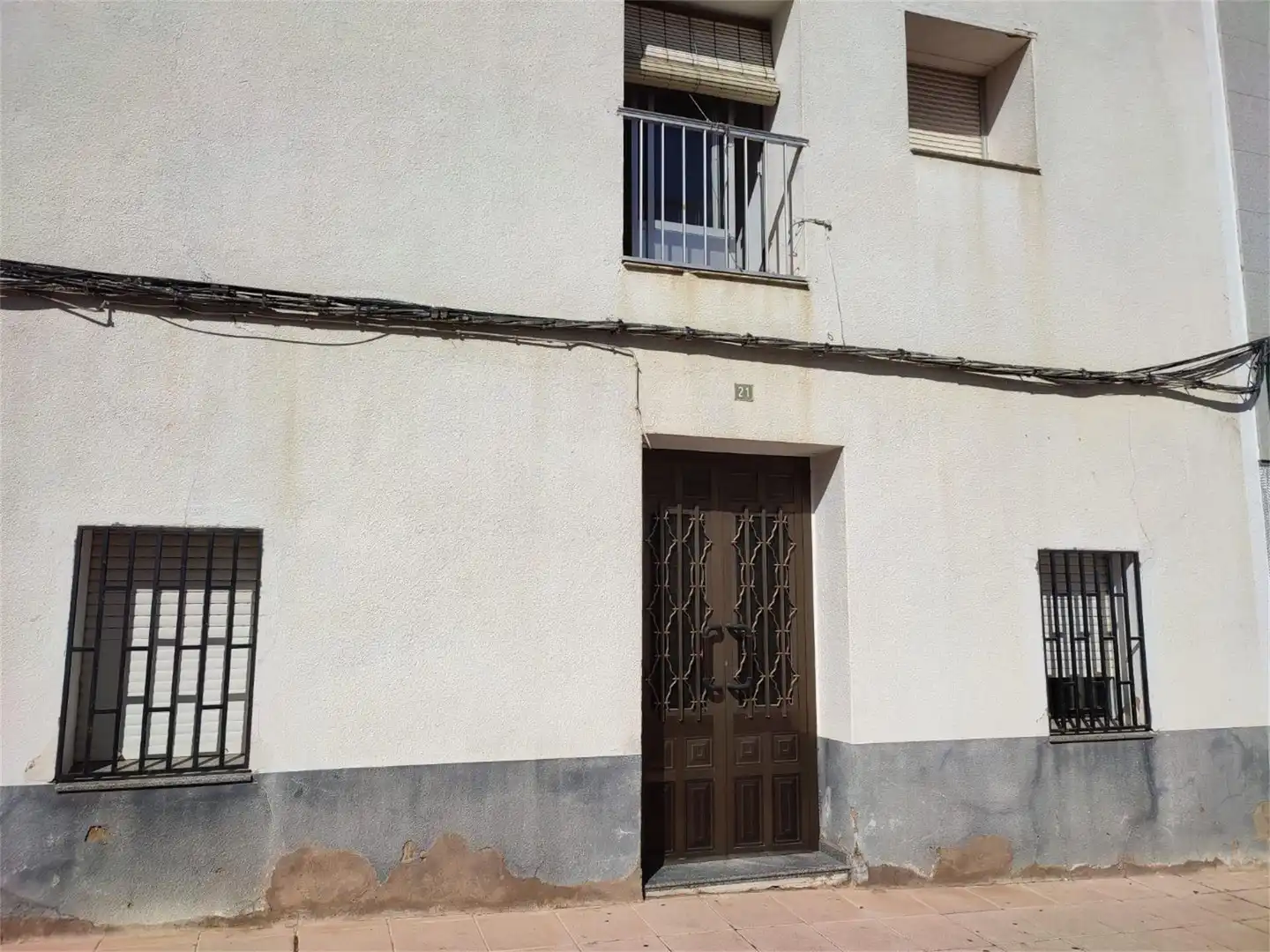 Exterior view of Duplexes for sale in Navalvillar de Pela  with Terrace and Furnished