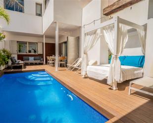 Swimming pool of Single-family semi-detached for sale in Burjassot  with Air Conditioner, Terrace and Swimming Pool