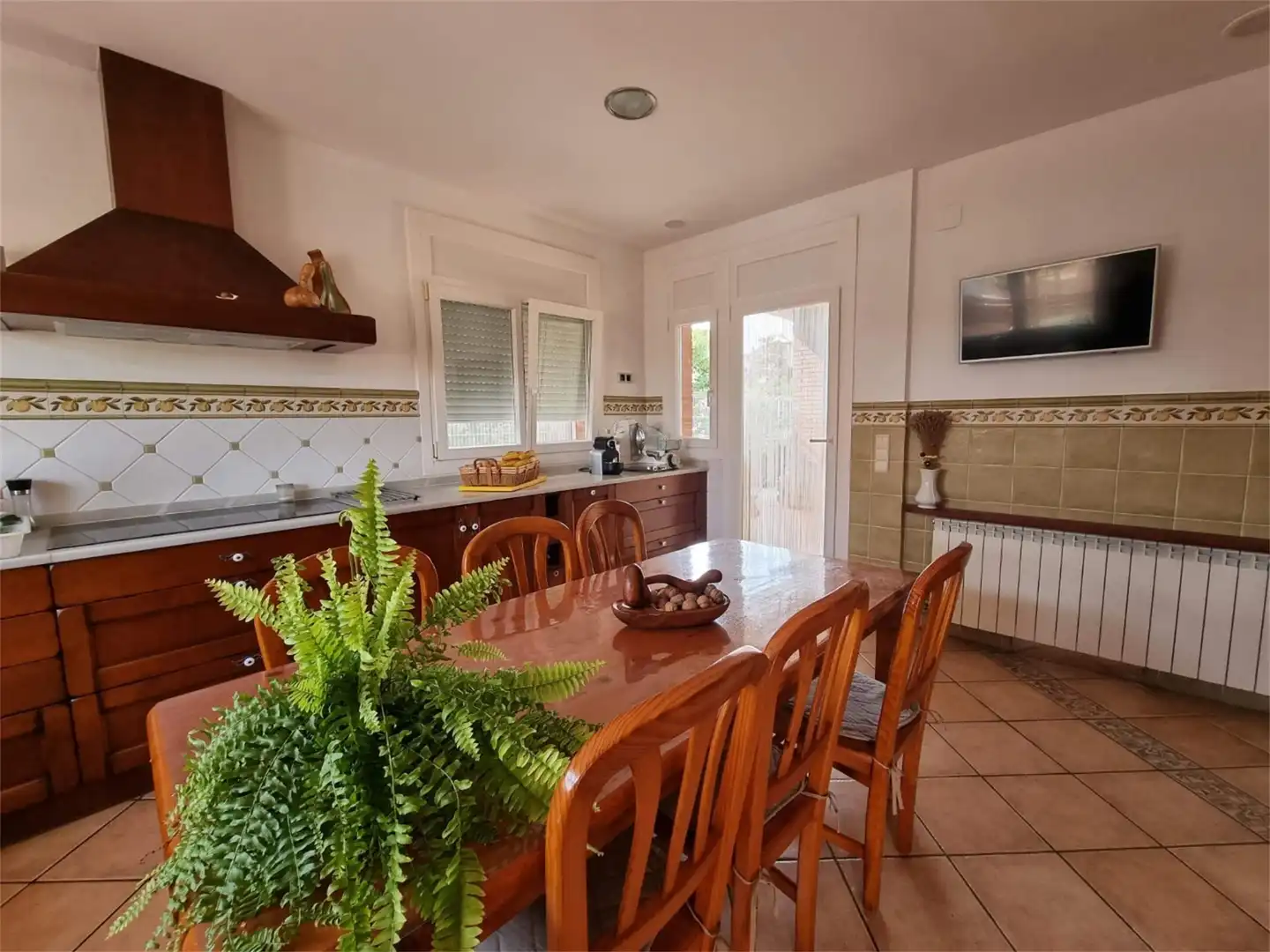 Casa o xalet en venda a Carrer Migdia, Castellserà Cuina de Casa o xalet en venda en Castellserà amb Piscina
